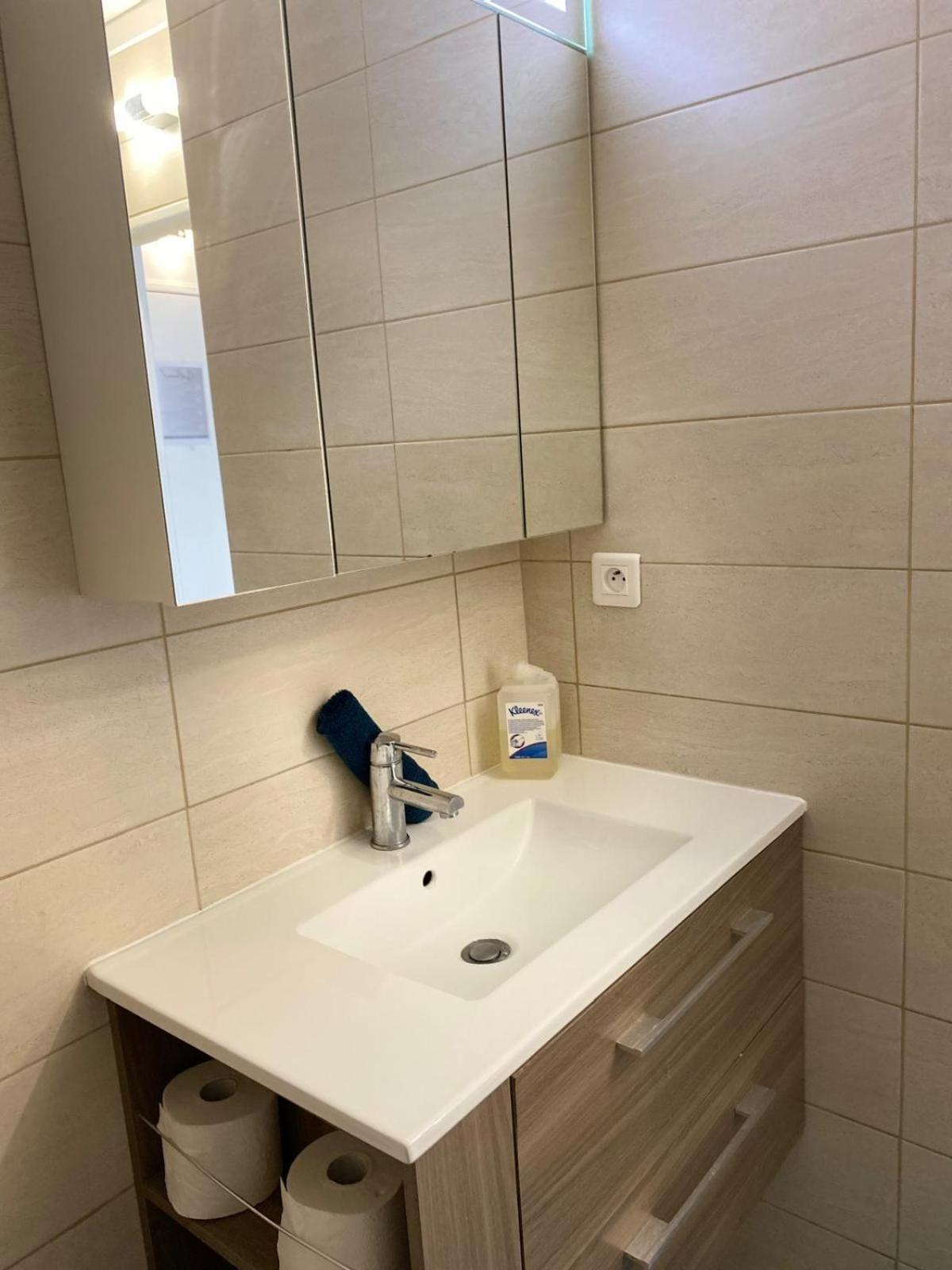 Appartement Aux Portes De Paris Кретей Экстерьер фото